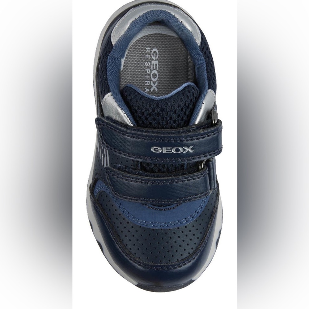 Geox new toddler shoes size 8